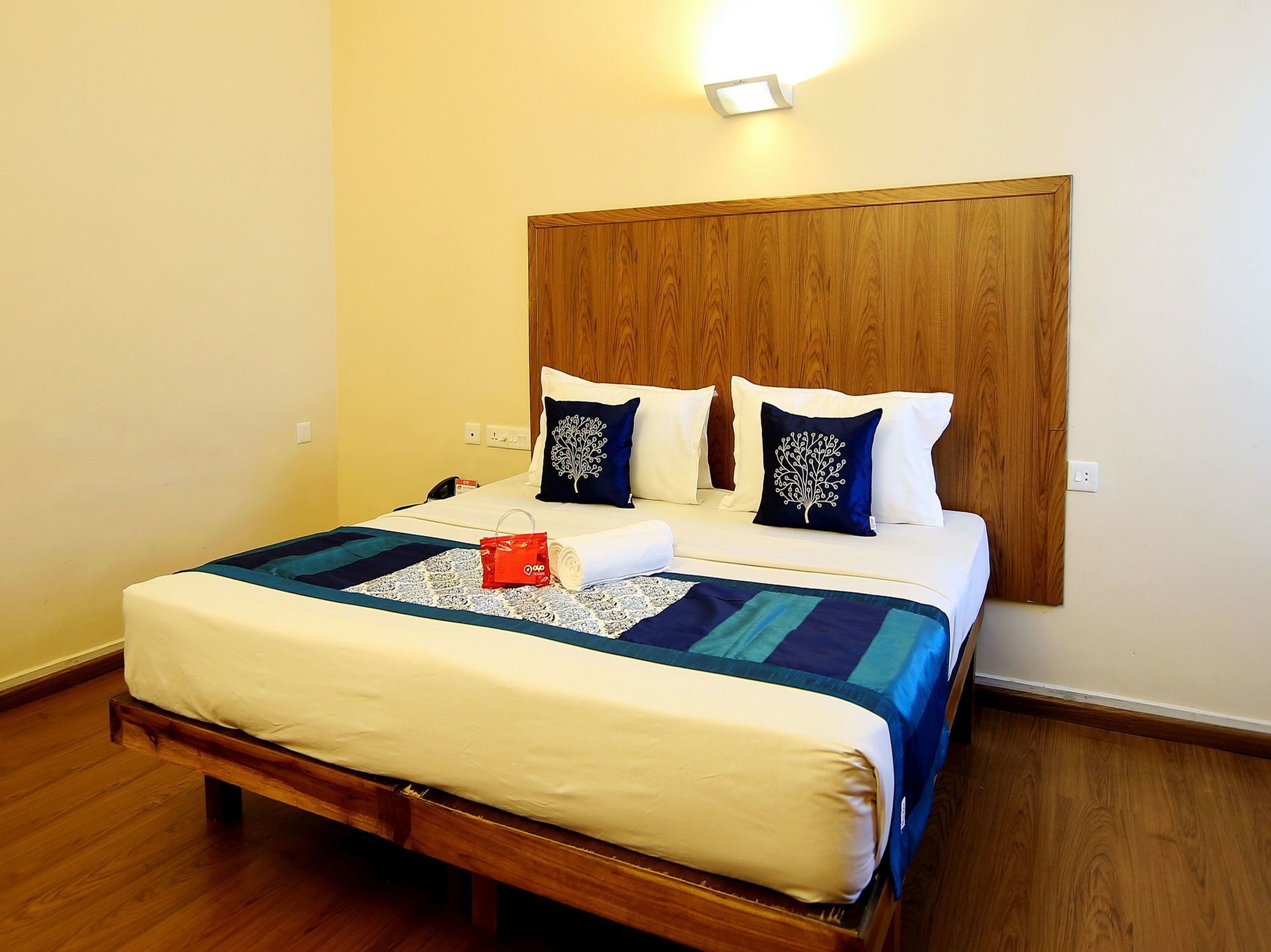 Oyo 2887 Hotel Sn International Kumily Екстериор снимка