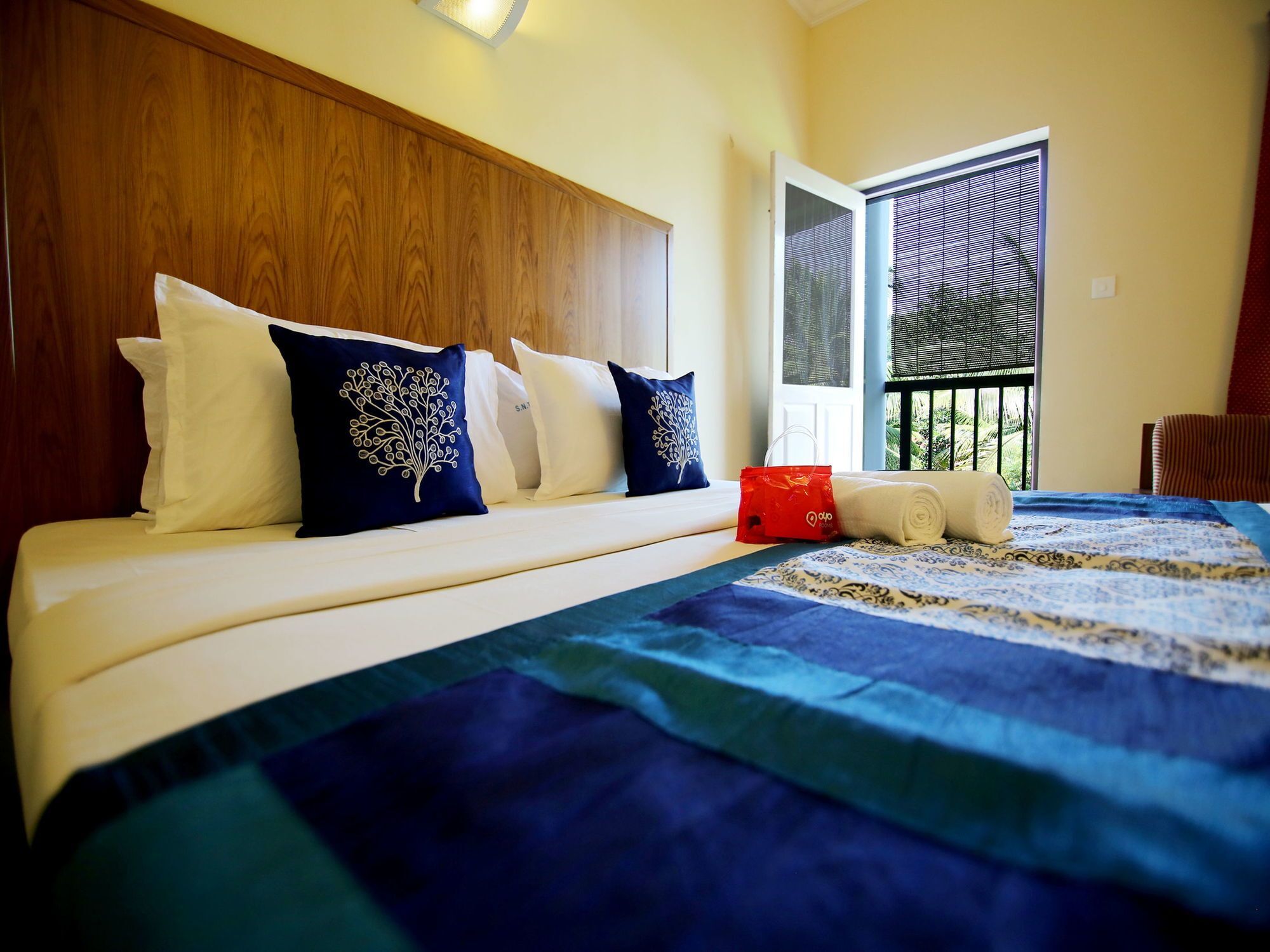 Oyo 2887 Hotel Sn International Kumily Екстериор снимка
